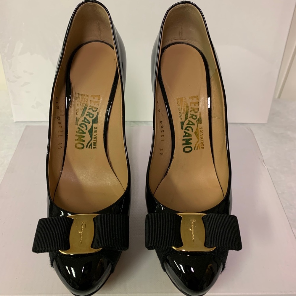 Authentic Salvadore Ferragamo Black patent Heels